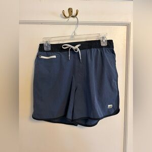 Vuori | Men’s Banks Shorts, 4.5” inseam, Size Small